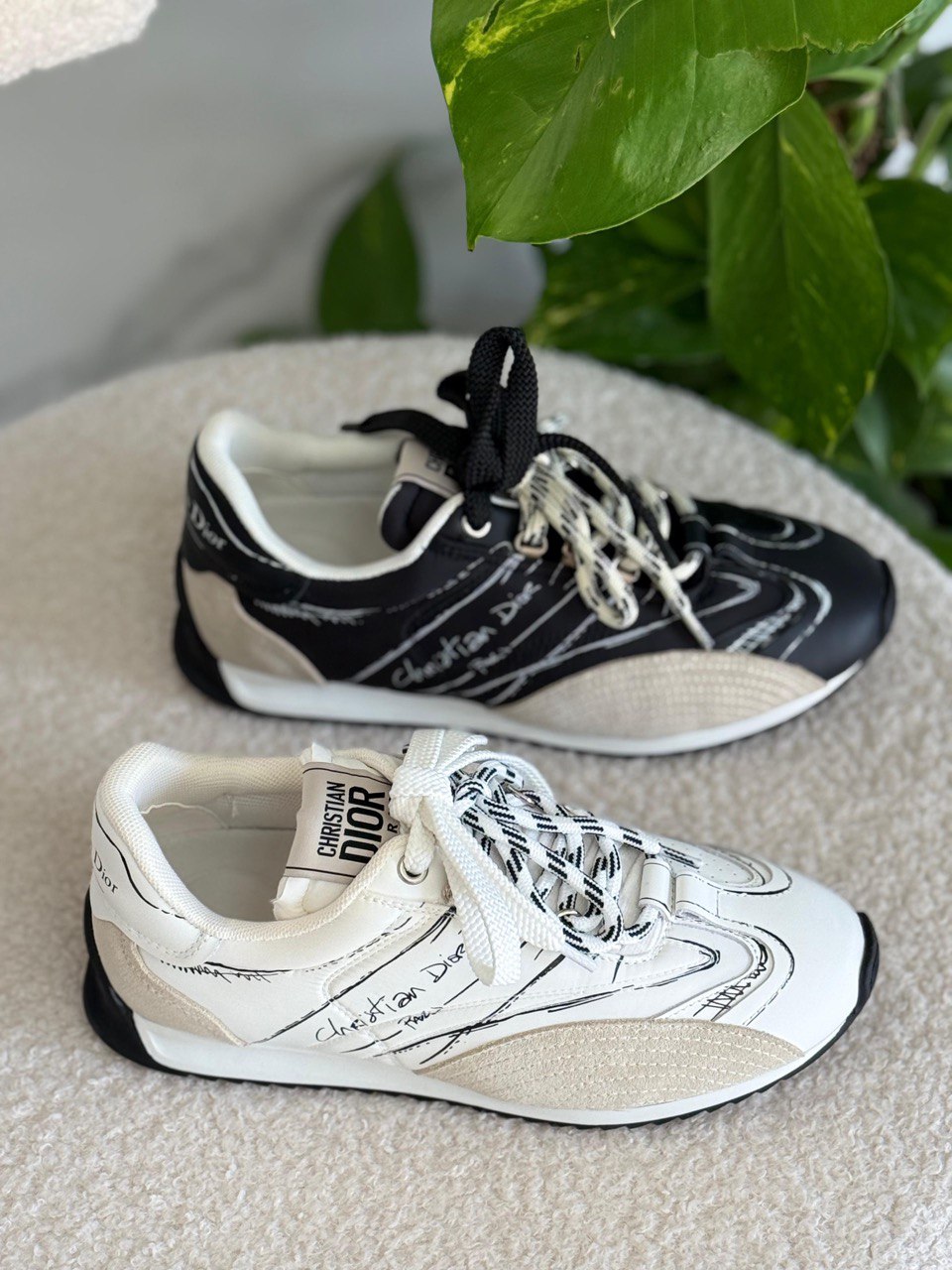 DIOR