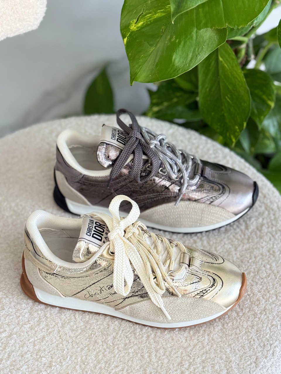 DIOR