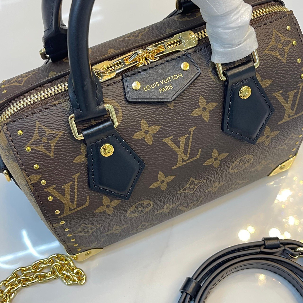LV