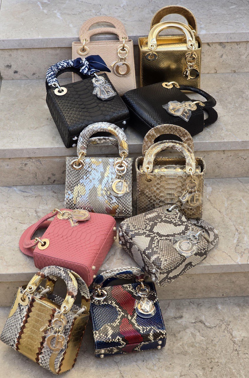 DIOR