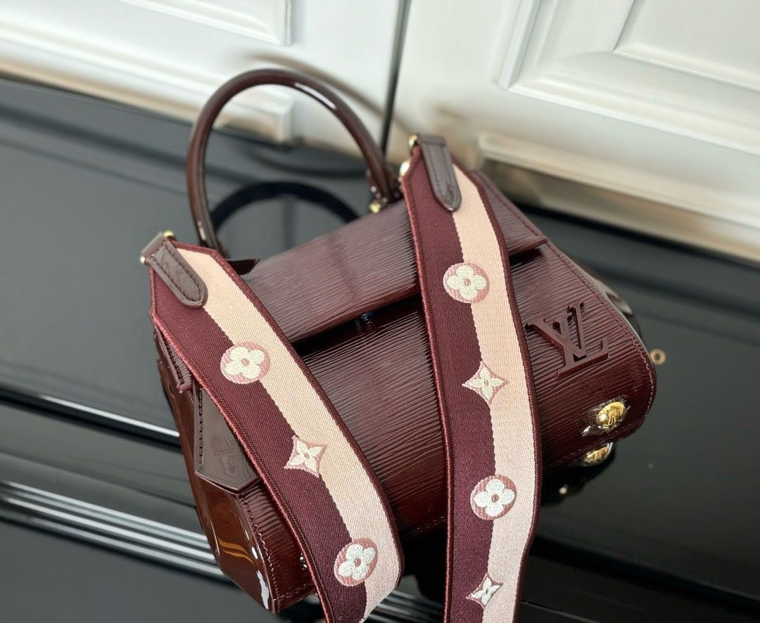 LV