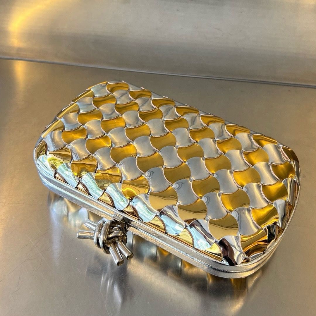BOTTEGA VENETA