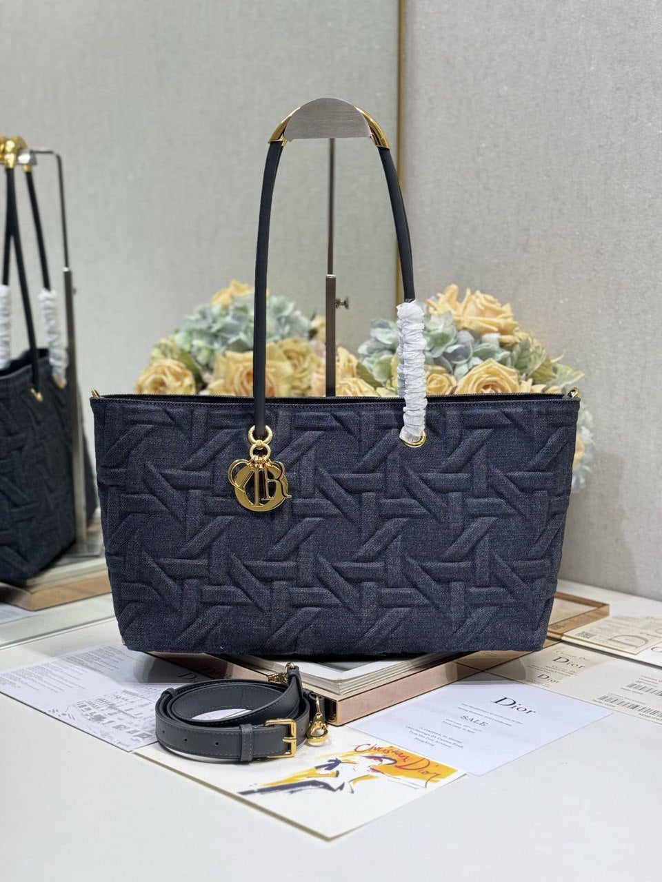 DIOR