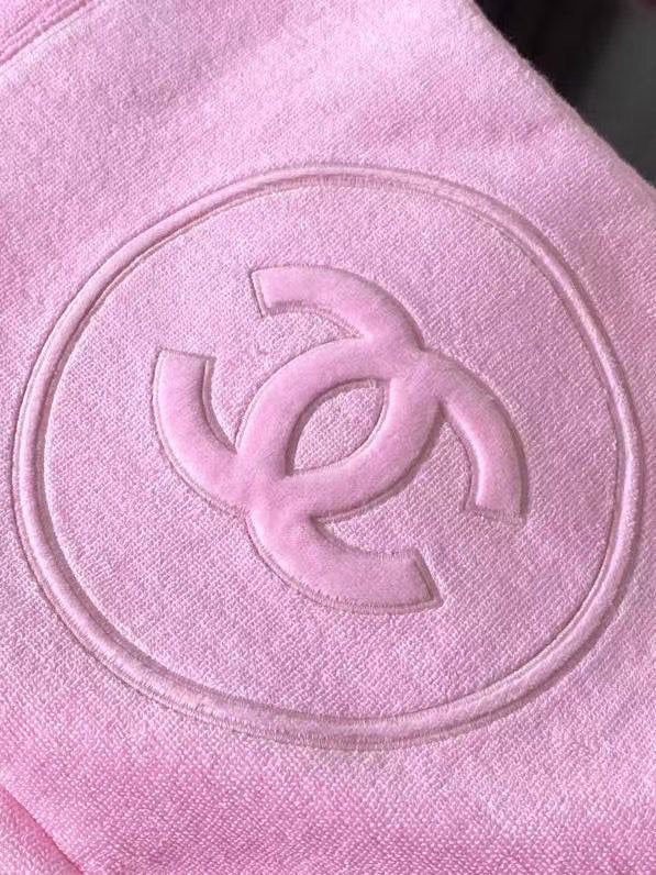 CHANEL BAG+ WITH TOWEL