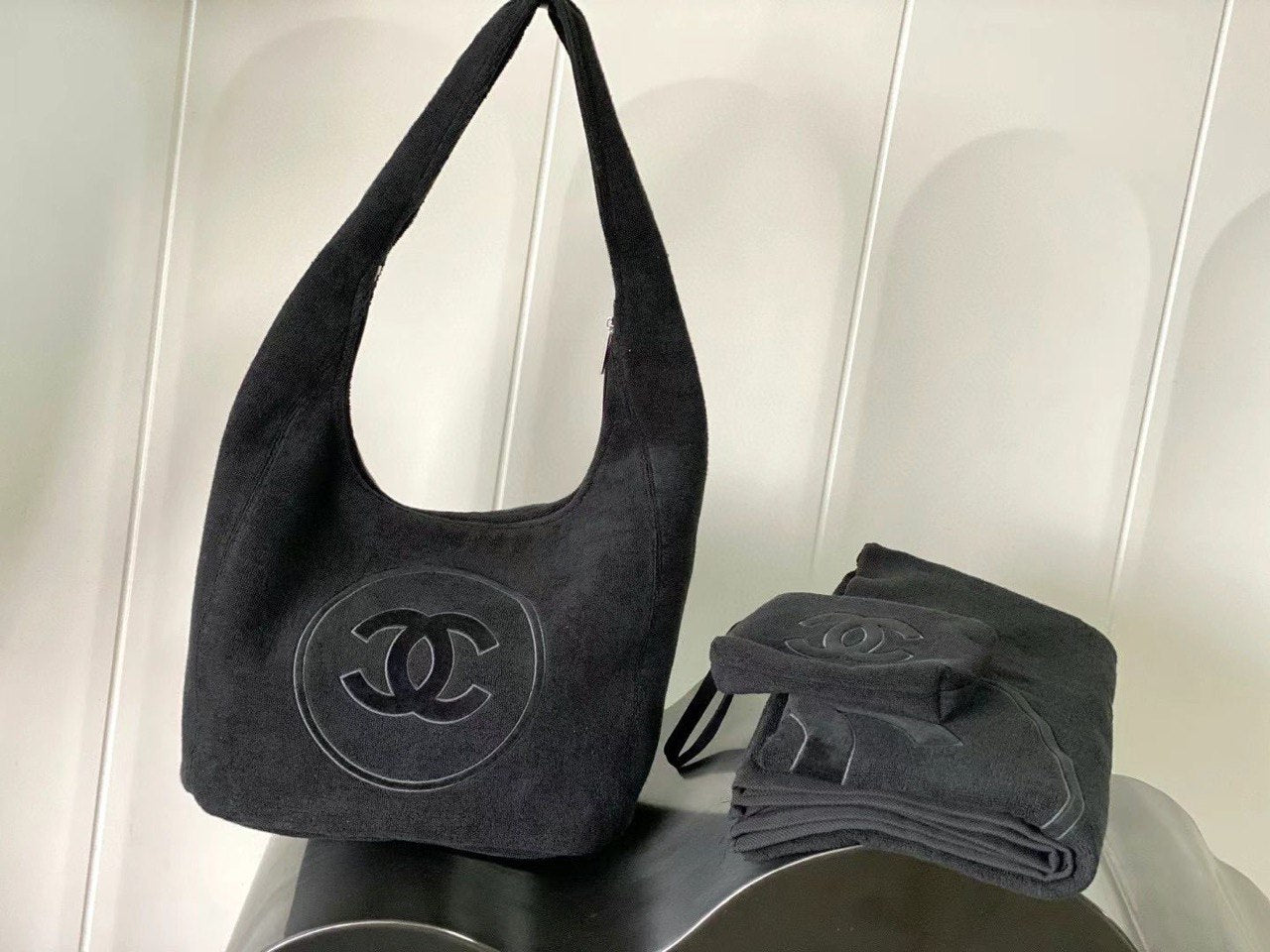 CHANEL BAG+ WITH TOWEL