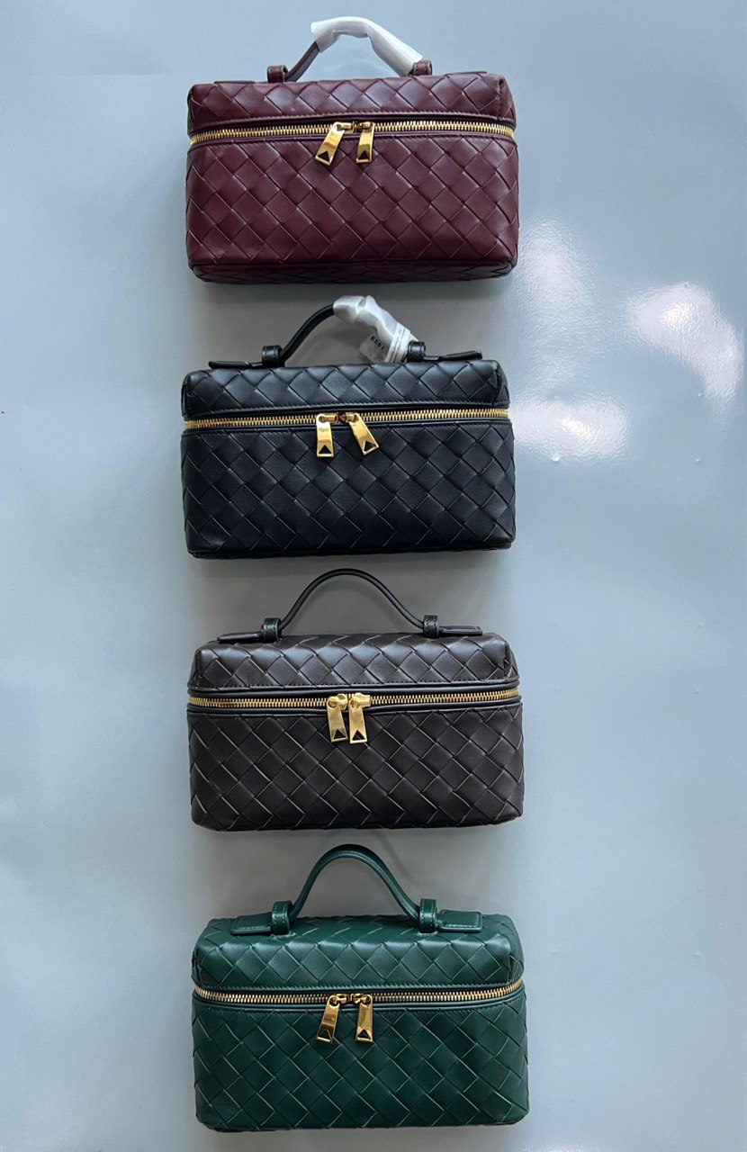 BOTTEGA VENETA