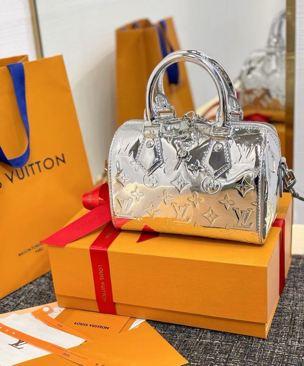 LV