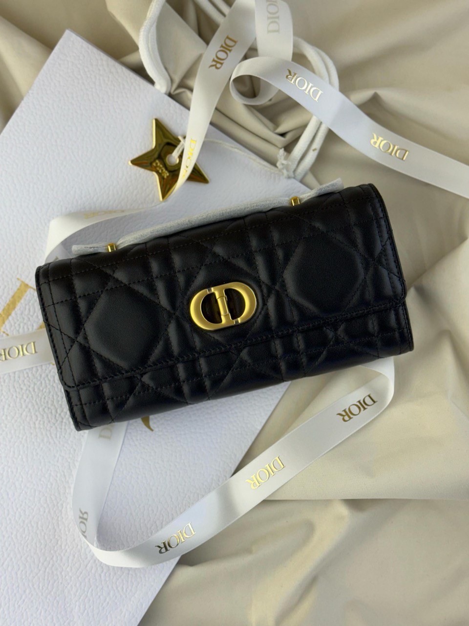 DIOR