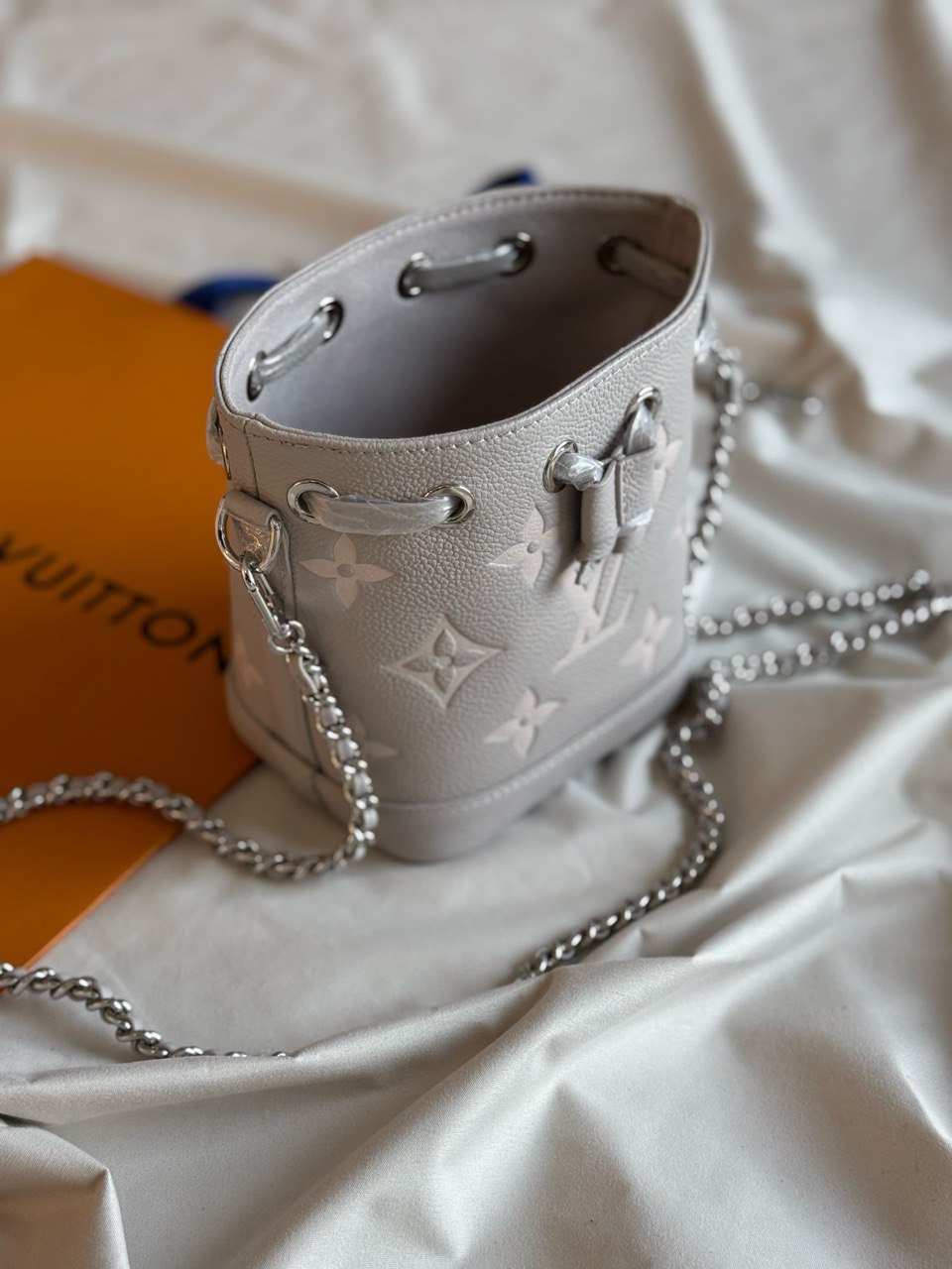 LV