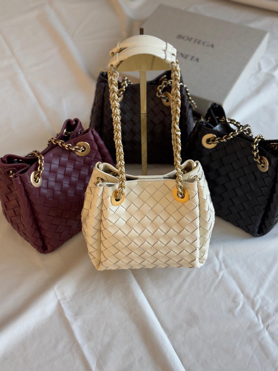 BOTTEGA