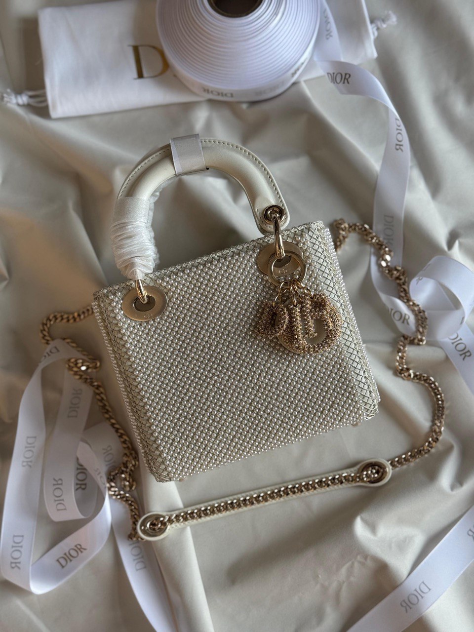 DIOR