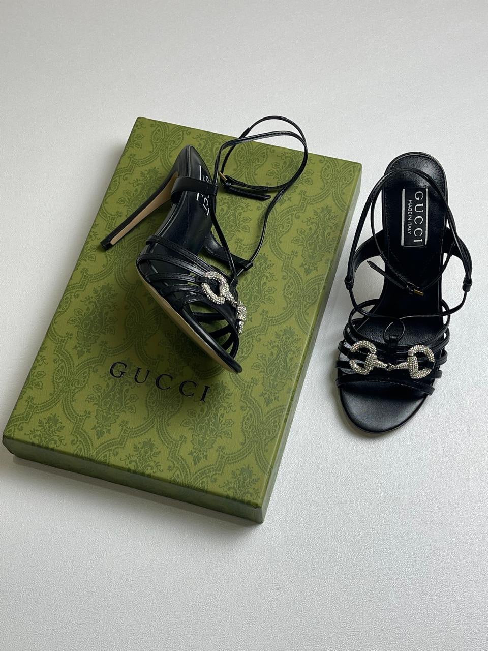 GUCCI