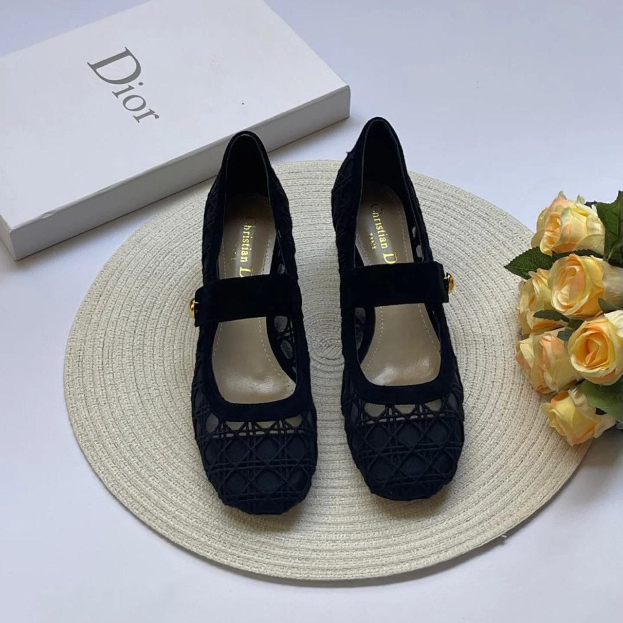 DIOR