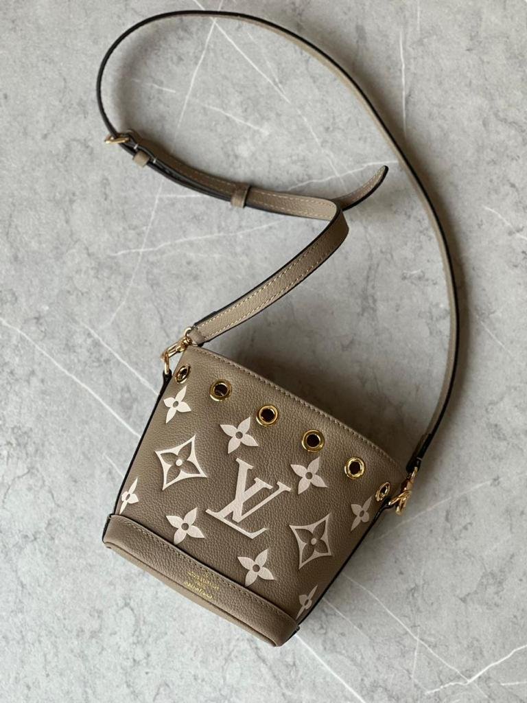LOUIS VUITTON Nano Noé
