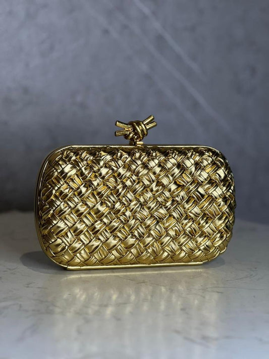 BOTTEGA CLUTCH