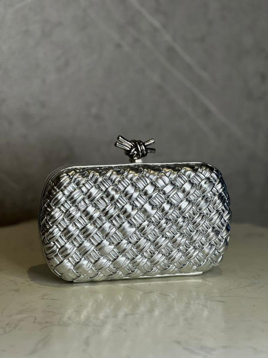 BOTTEGA CLUTCH