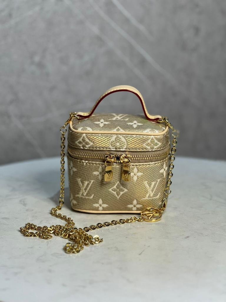 LOUIS VUITTON Vanity 12cm
