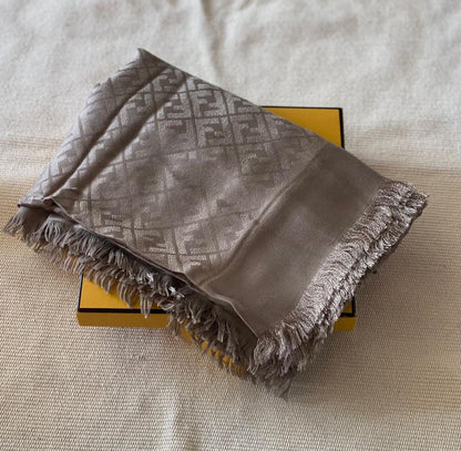 FENDI 140x140 CM