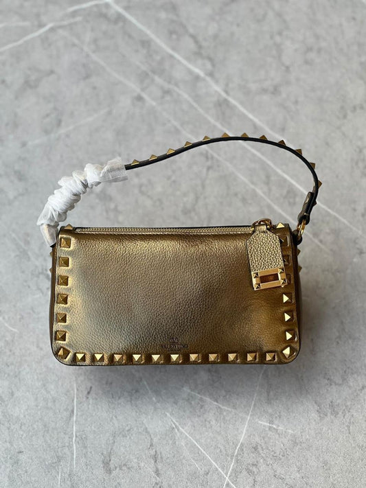 VALENTINO GARAVANI ROCKSTUD SMALL