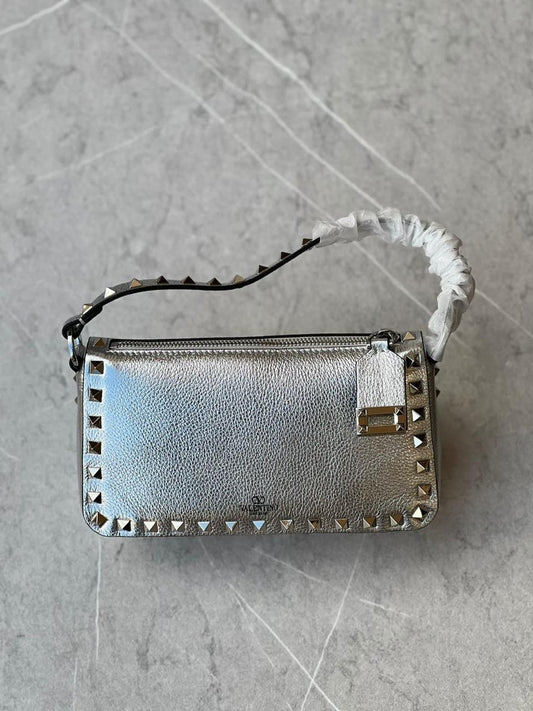 VALENTINO GARAVANI ROCKSTUD SMALL