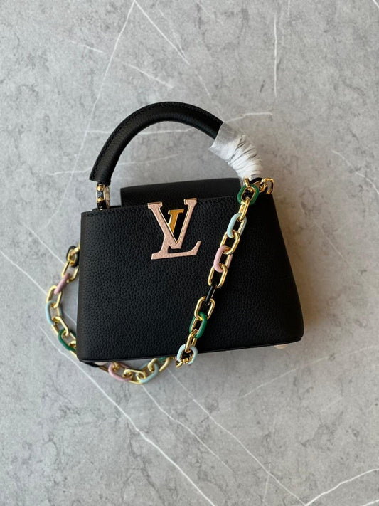 LOUIS VUITTON ALMA NANO  SIZE