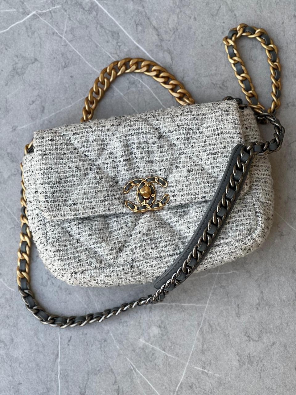 CHANEL FLAP  26CM