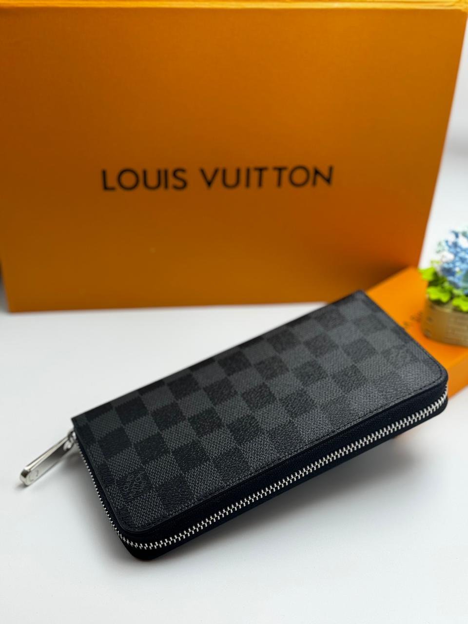 LOUIS VUITTON WALLET