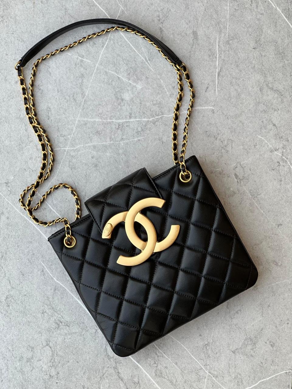 CHANEL NEW BAGUETTE BAG