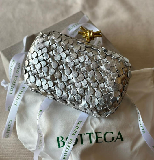 NEW BOTTEGA VENETA KNOT - 19CM