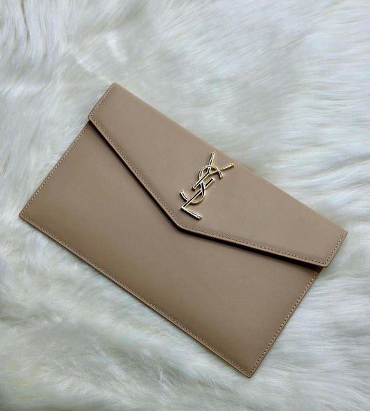 YVES SAINT LAUREN
