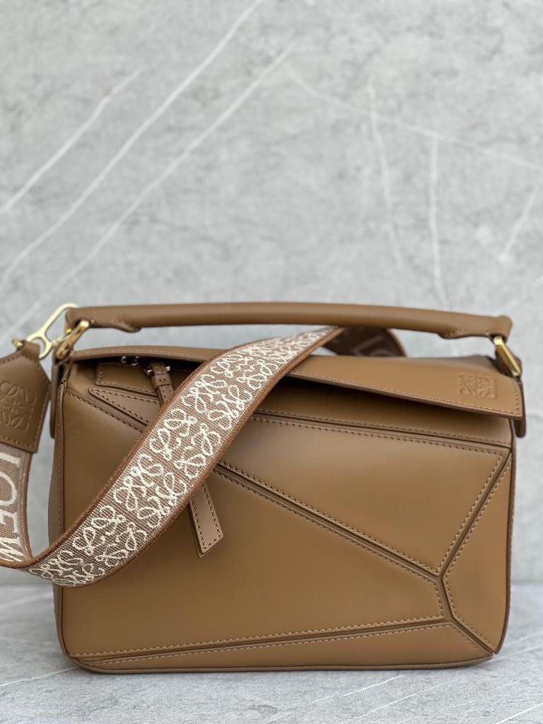 LOEWE PUZZLE - 24 CM