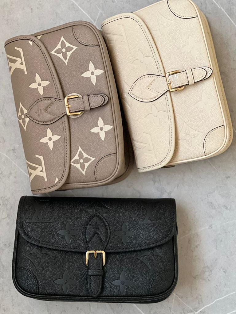LOUIS VUITTON DIANE SHOULDER BAG