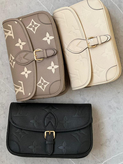 LOUIS VUITTON DIANE SHOULDER BAG