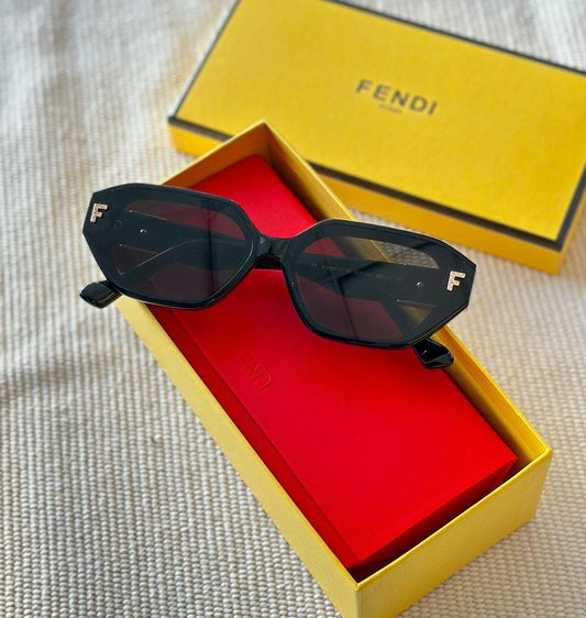 FENDI SUNGLASSES