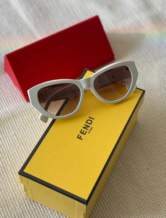FENDI SUNGLASSES