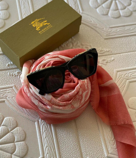 BURBERRY SUNGLASSES
