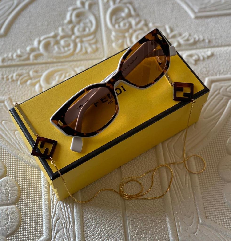 FENDI SUNGLASSES