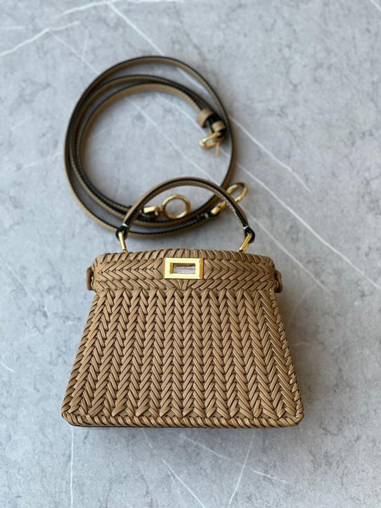 FENDI PEEKABOO ISEEU PETITE