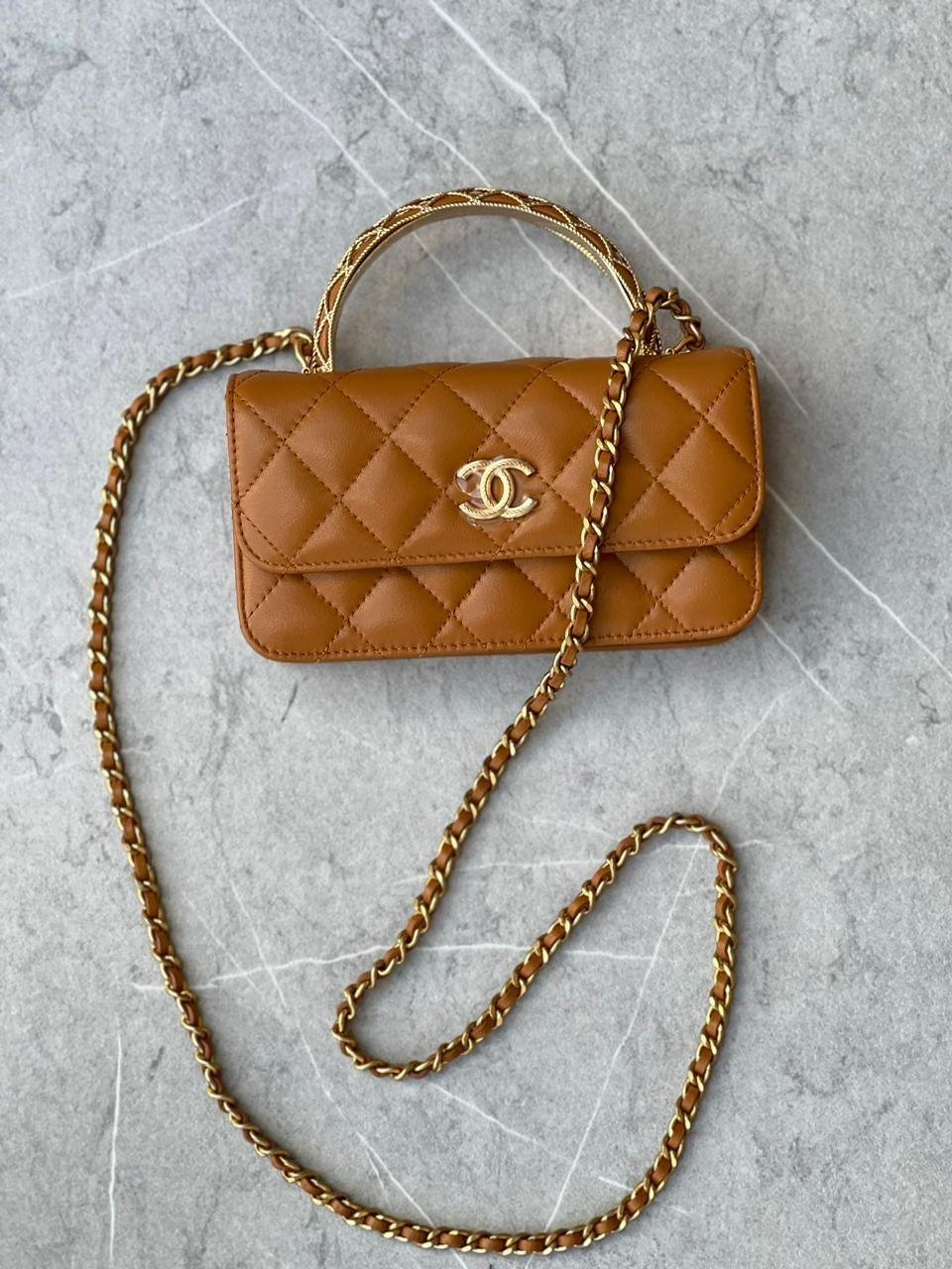 CHANEL CROSS WALLET ON CHAIN