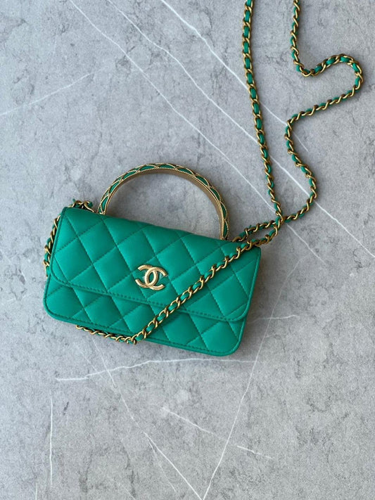 CHANEL CROSS WALLET ON CHAIN