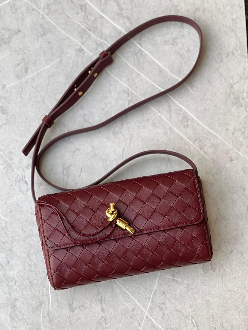 BOTTEGA VENETA MINI ANDIAMO CROSS-BODY BAG