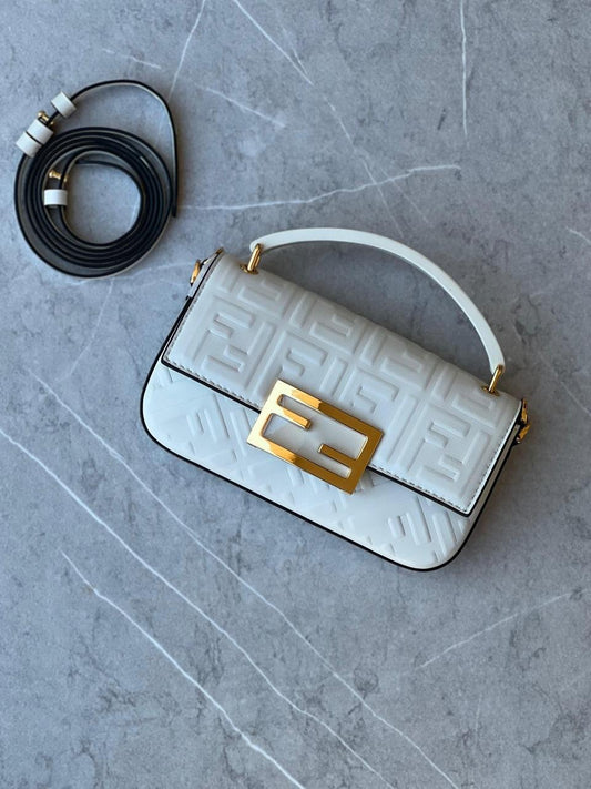 FENDI BAGUETTE PHONE POUCH