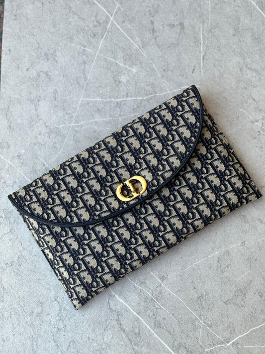 DIOR  POUCH  31 CM