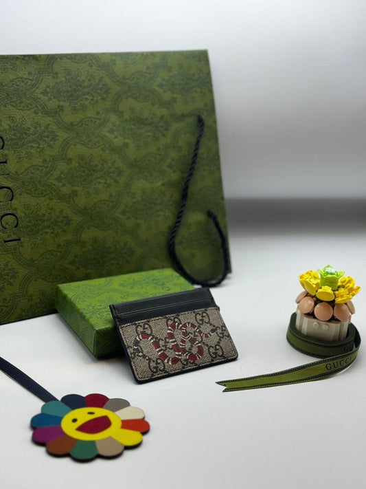 GUCCI CARD HOLDER
