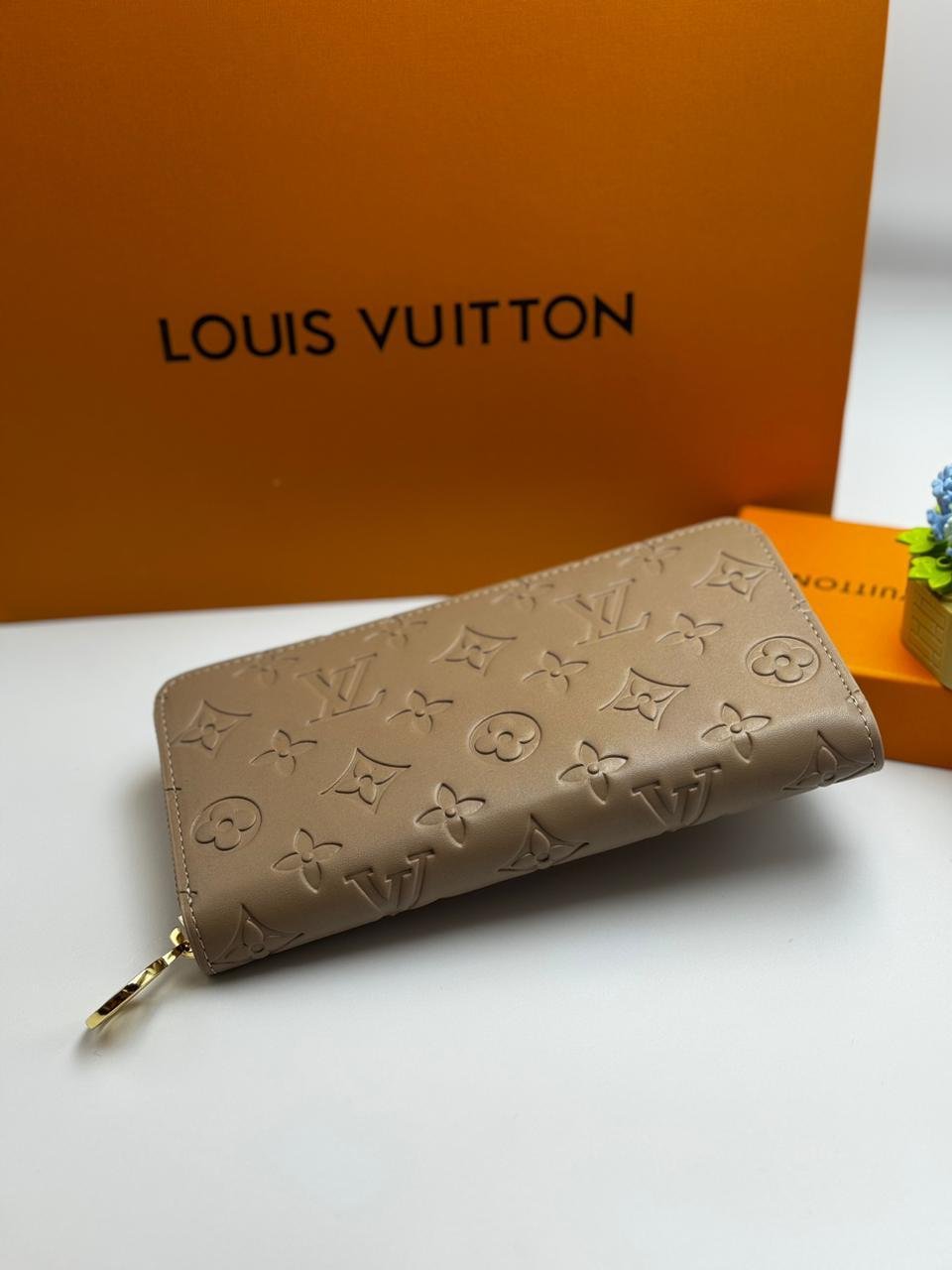 LOUIS VUITTON WALLET