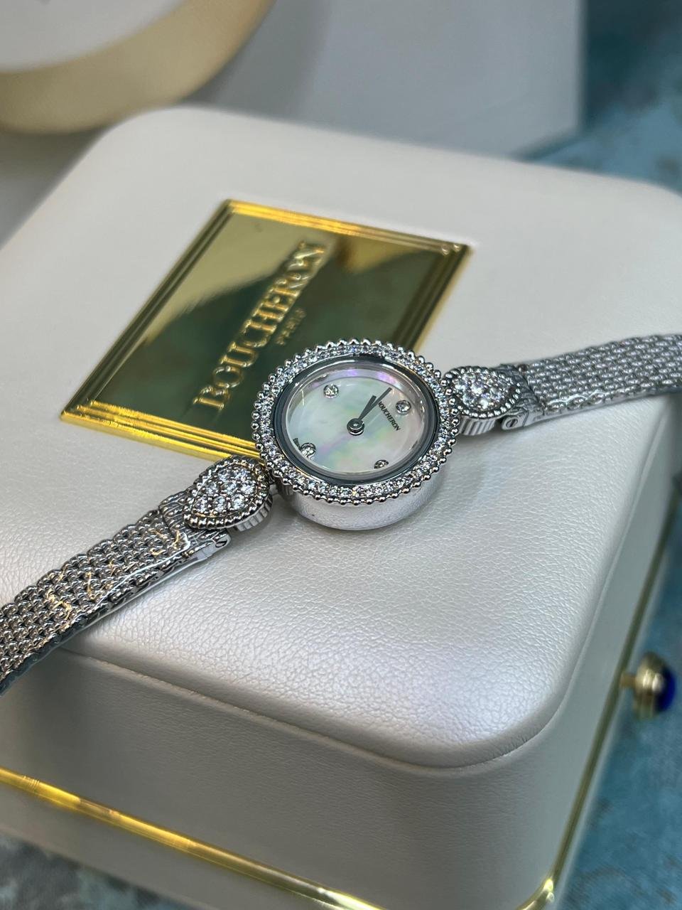 BOUCHERON WATCH  - 23 MM