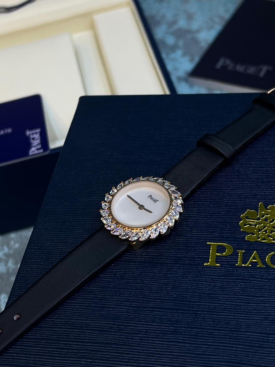 PIAGET WATCH  - 31MM