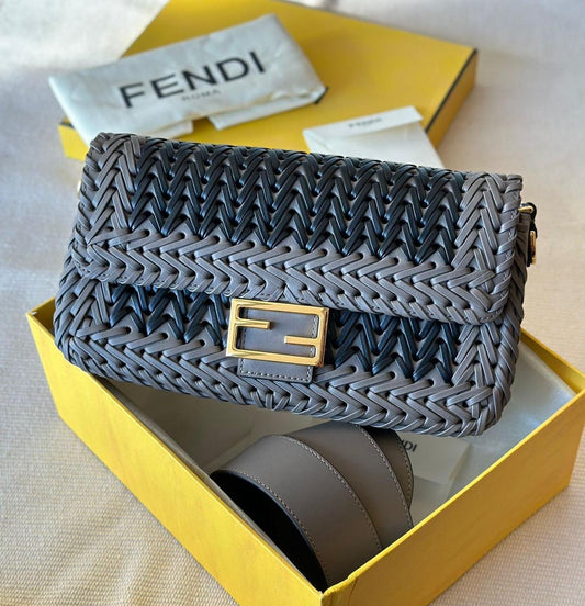 FENDI BAGUETTE - 26CM