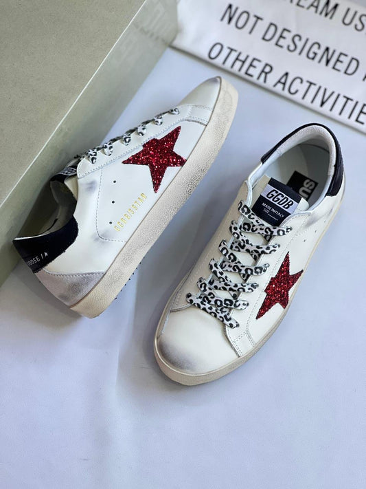 GOLDEN GOOSE