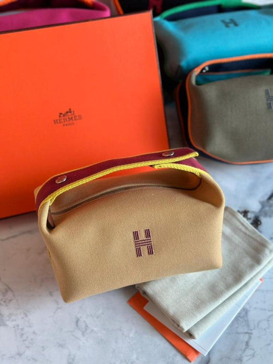 HERMES 22 CM